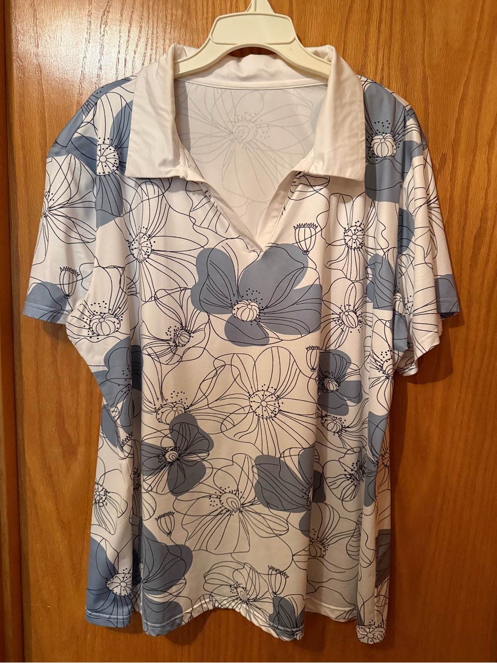 Women’s Floral Golf Shirt - Blue & White